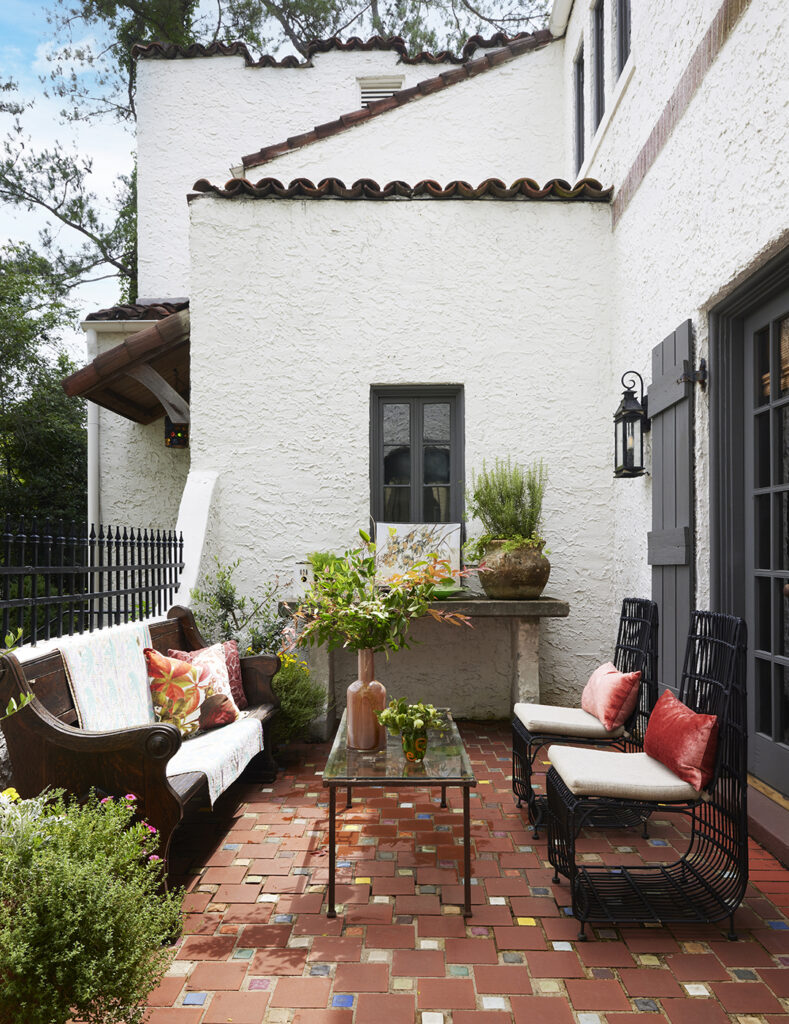 Frong porch with red tile-patterned floor