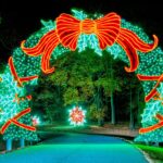 callaway-fantasy-in-lights-magical-christmas-garden-wreath-trim