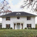 KennamerXmas2023 exterior