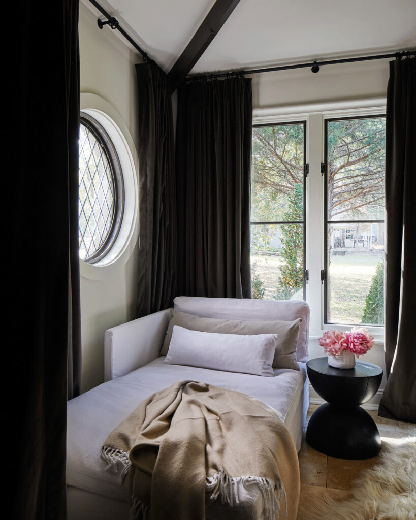 Drama Nook River Brook