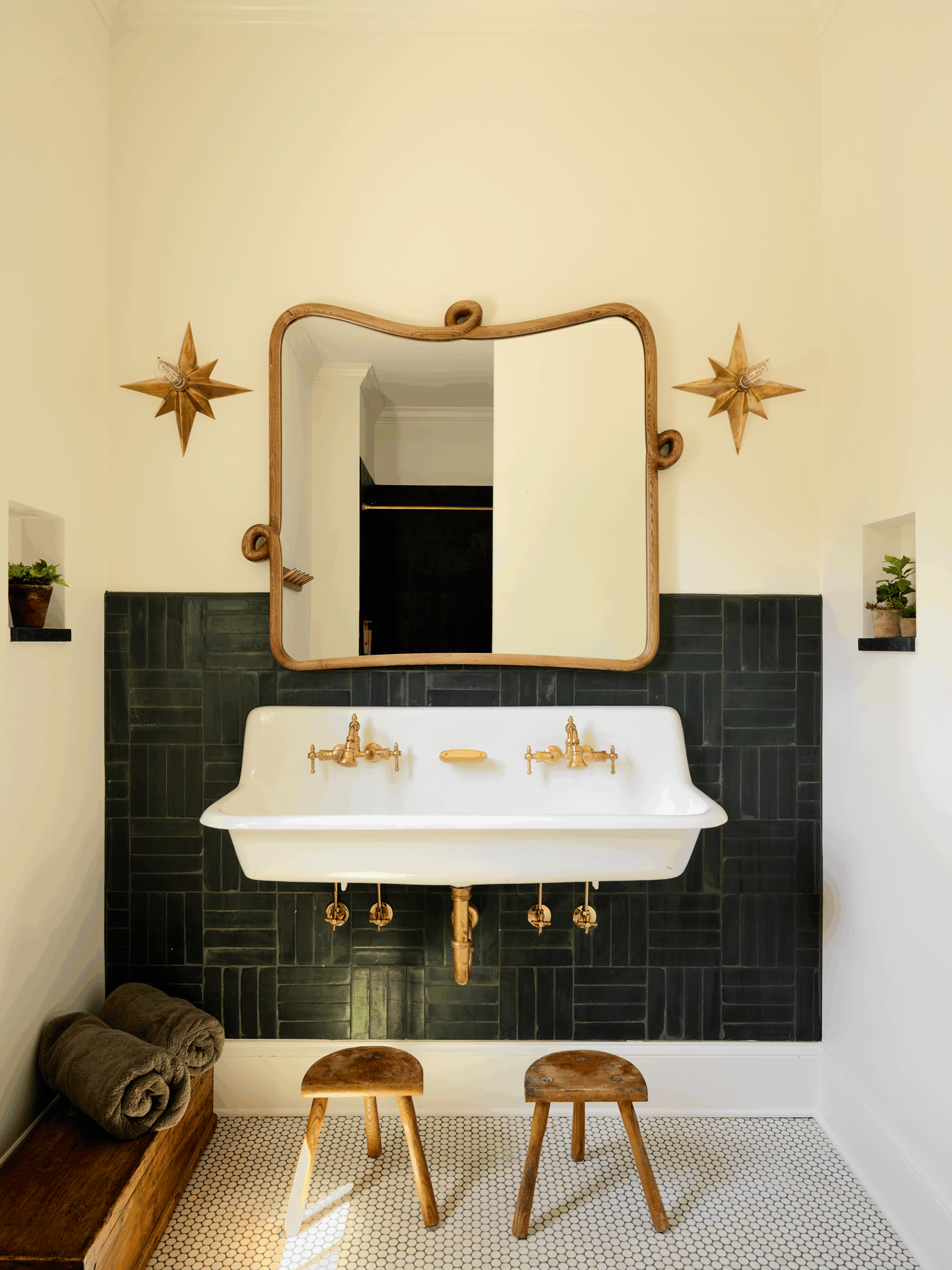 The grandchildren’s bathroom in a Lake Martin home
